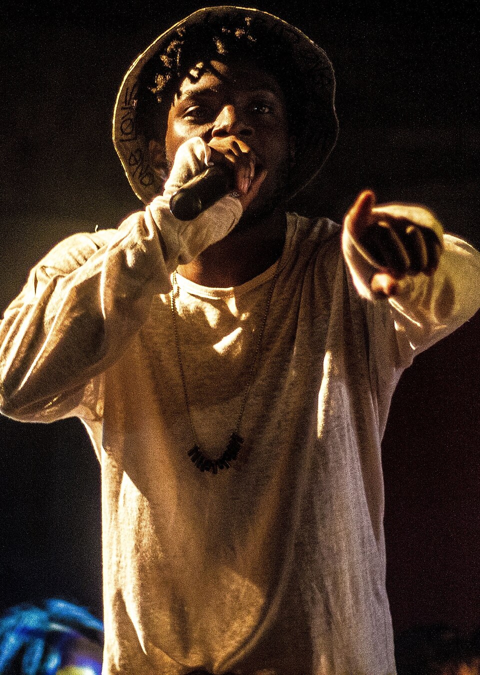 Isaiah Rashad performing in September 2014